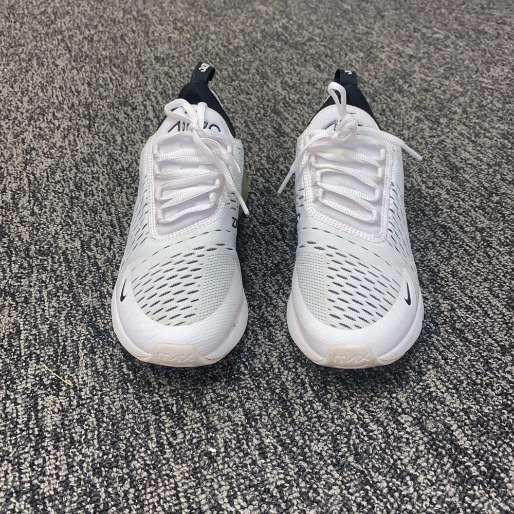 Nike Air Max 207s